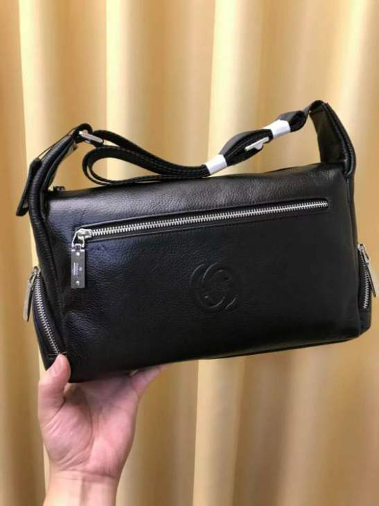 Picture of Gucci Mens Bags _SKUfw101988428fw